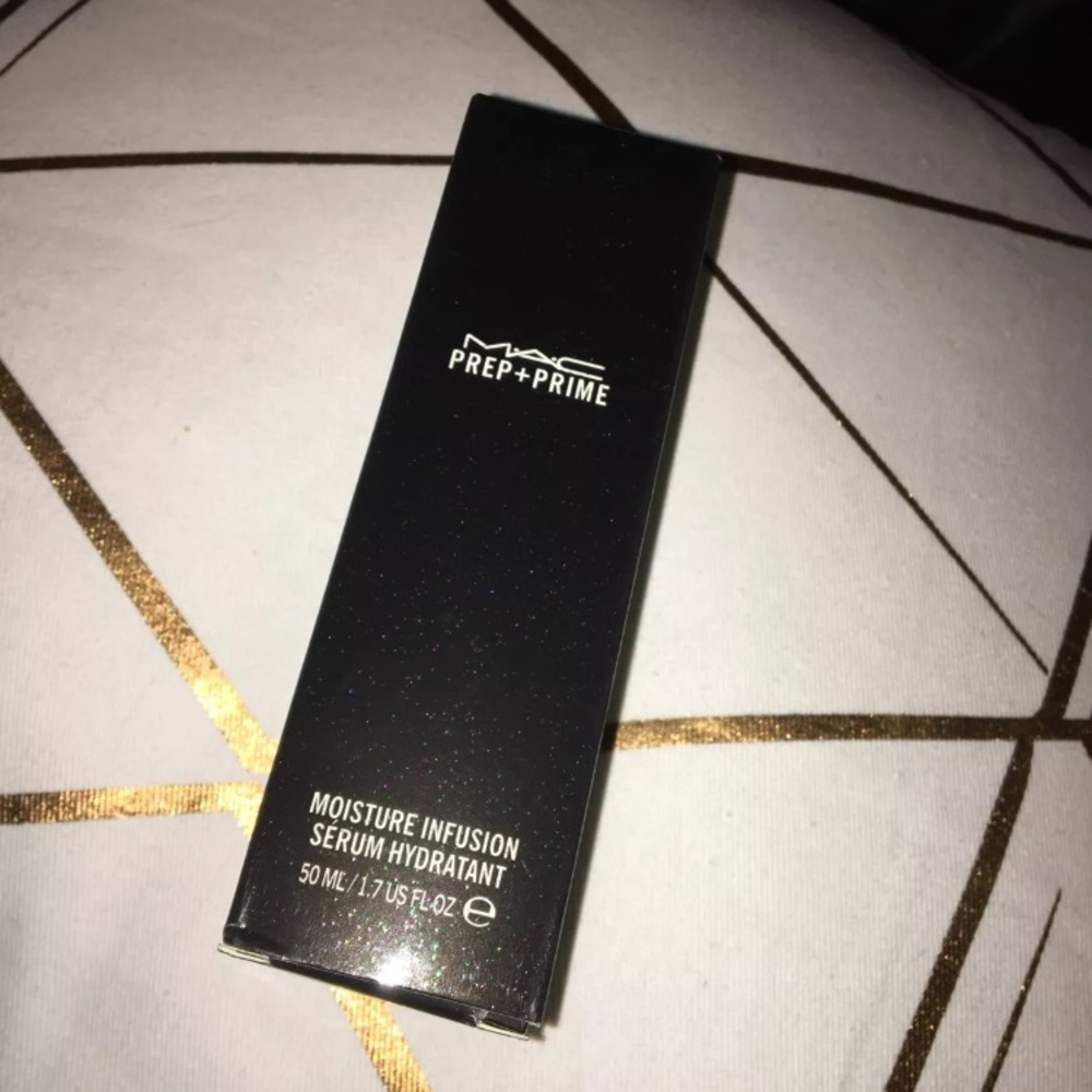 Mac prep and prime hydrating serum